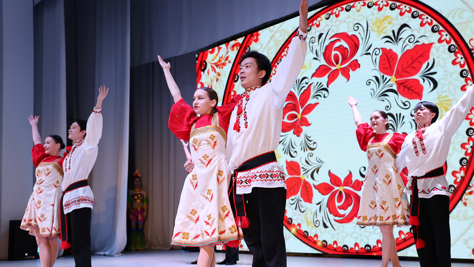 Когда творчество объединяет