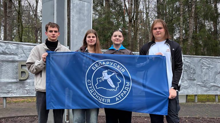 «Зубрёнок»: первый опыт студенческого сервисного отряда